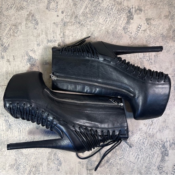 Zigi NY Suspend 6" Stiletto Heel Black Leather Platform Booties - Picture 7 of 15
